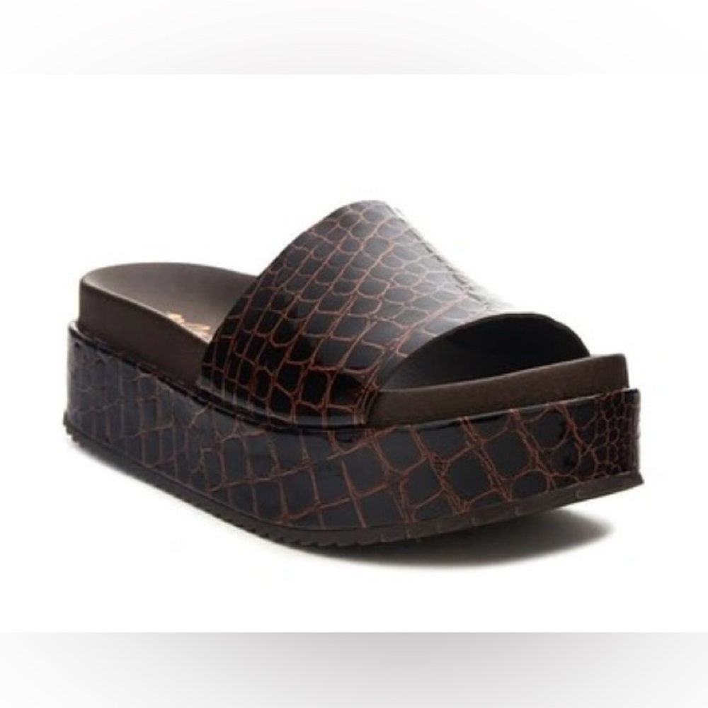NWOT Matisse Hideaway Platform Slide Sandal Brown Croc Patent Print Size 8